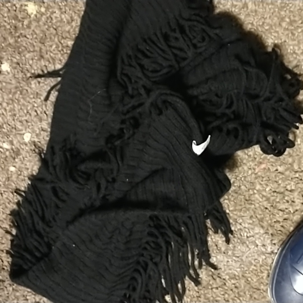 Black scarf